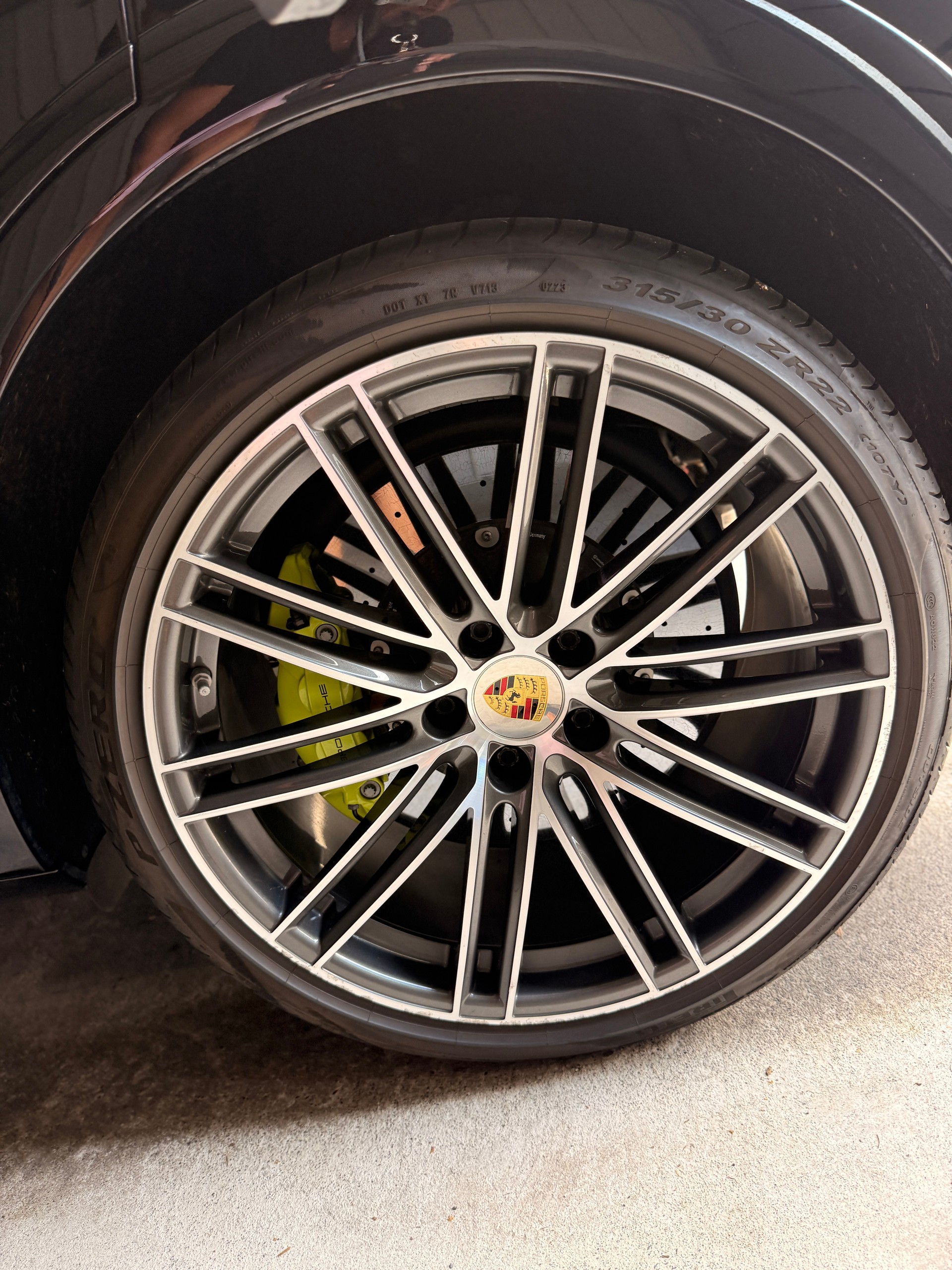 PORSCHE 4.0 V8 Turbo S E-Hybrid-image-5