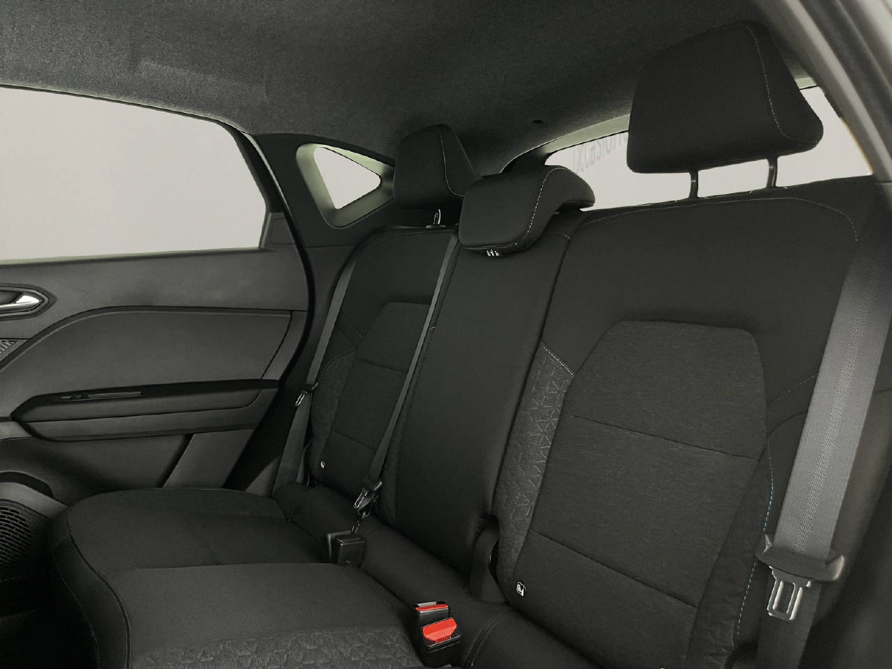RENAULT Captur 1.8 E-Tech evolution-image-16