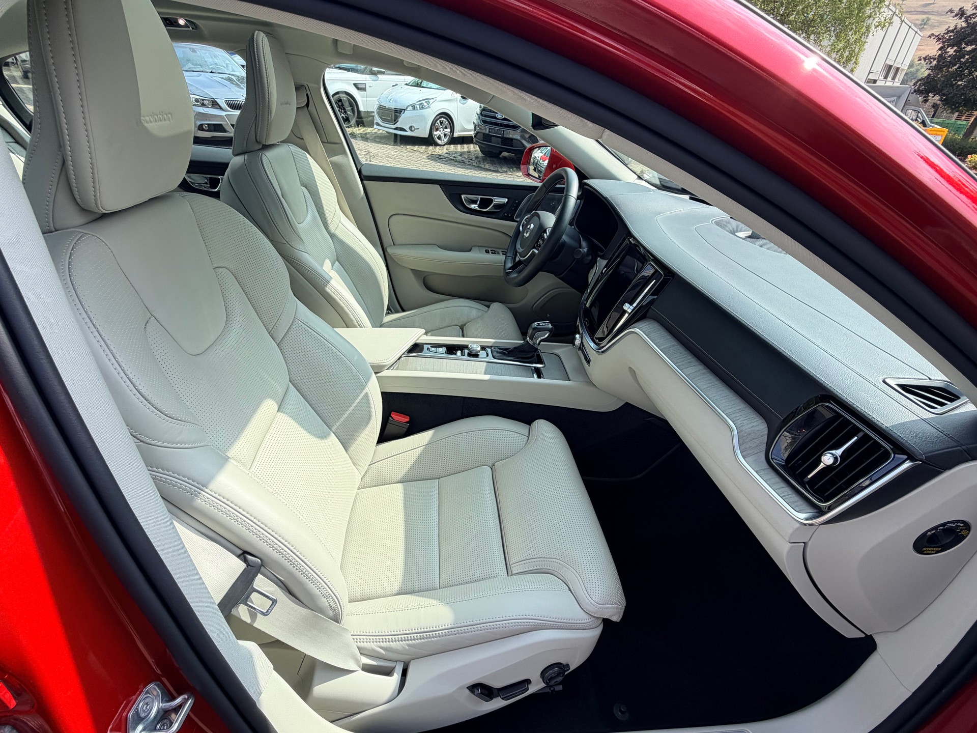 VOLVO S60 T6 AWD Inscription POLESTAR PERFORMAMCE Geartronic-image-8