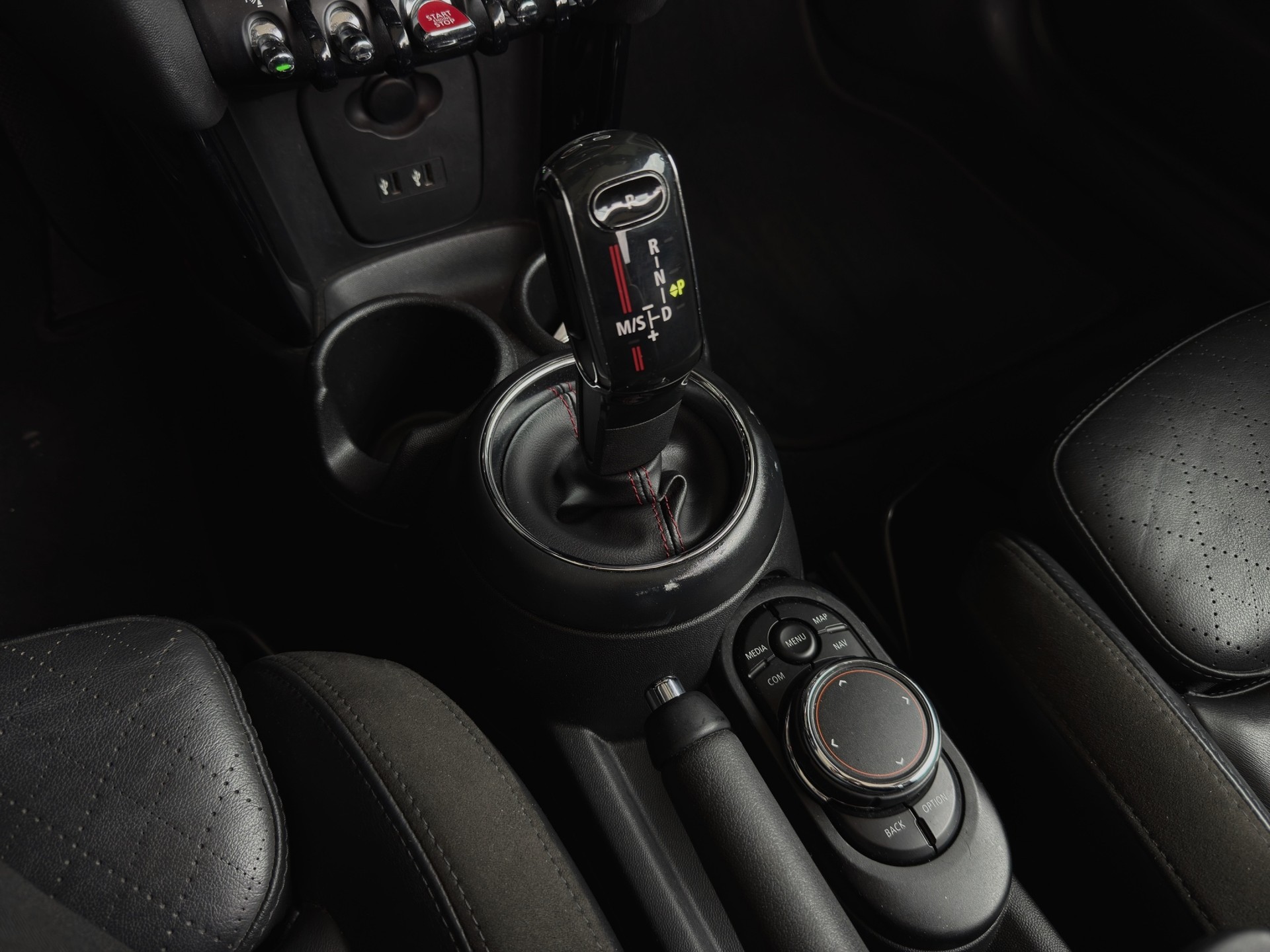 MINI Cooper S Cabriolet DKG-image-15