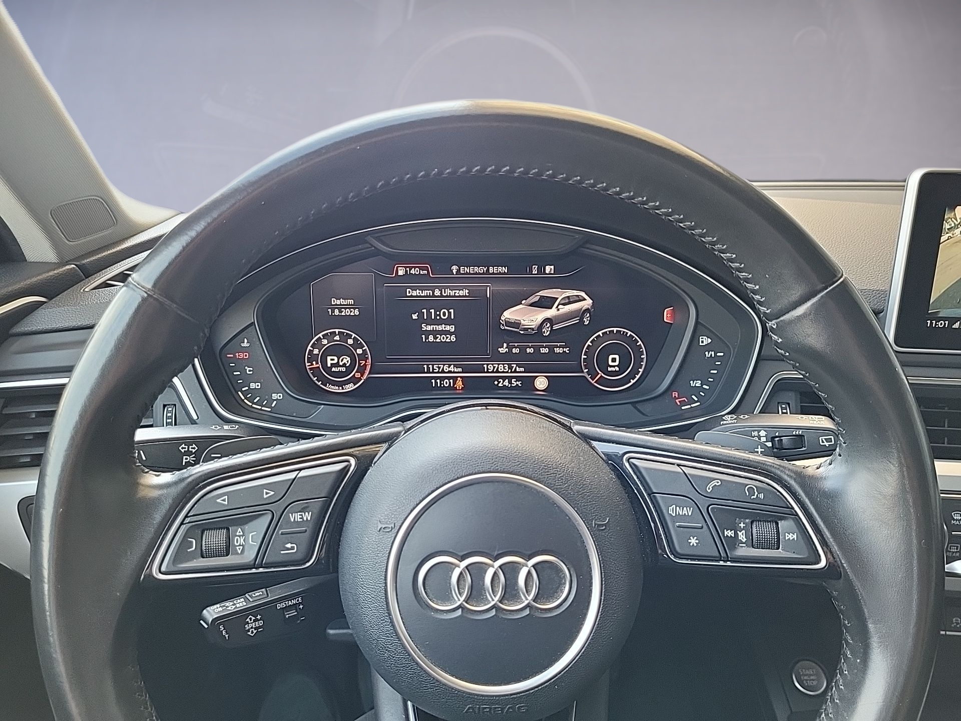 AUDI A4 allroad 2.0 TFSI quattro S-tronic-image-11