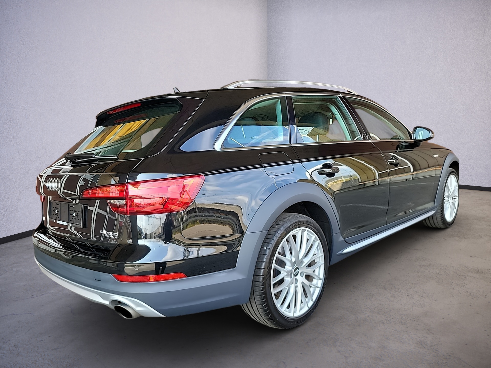 AUDI A4 allroad 2.0 TFSI quattro S-tronic-image-4