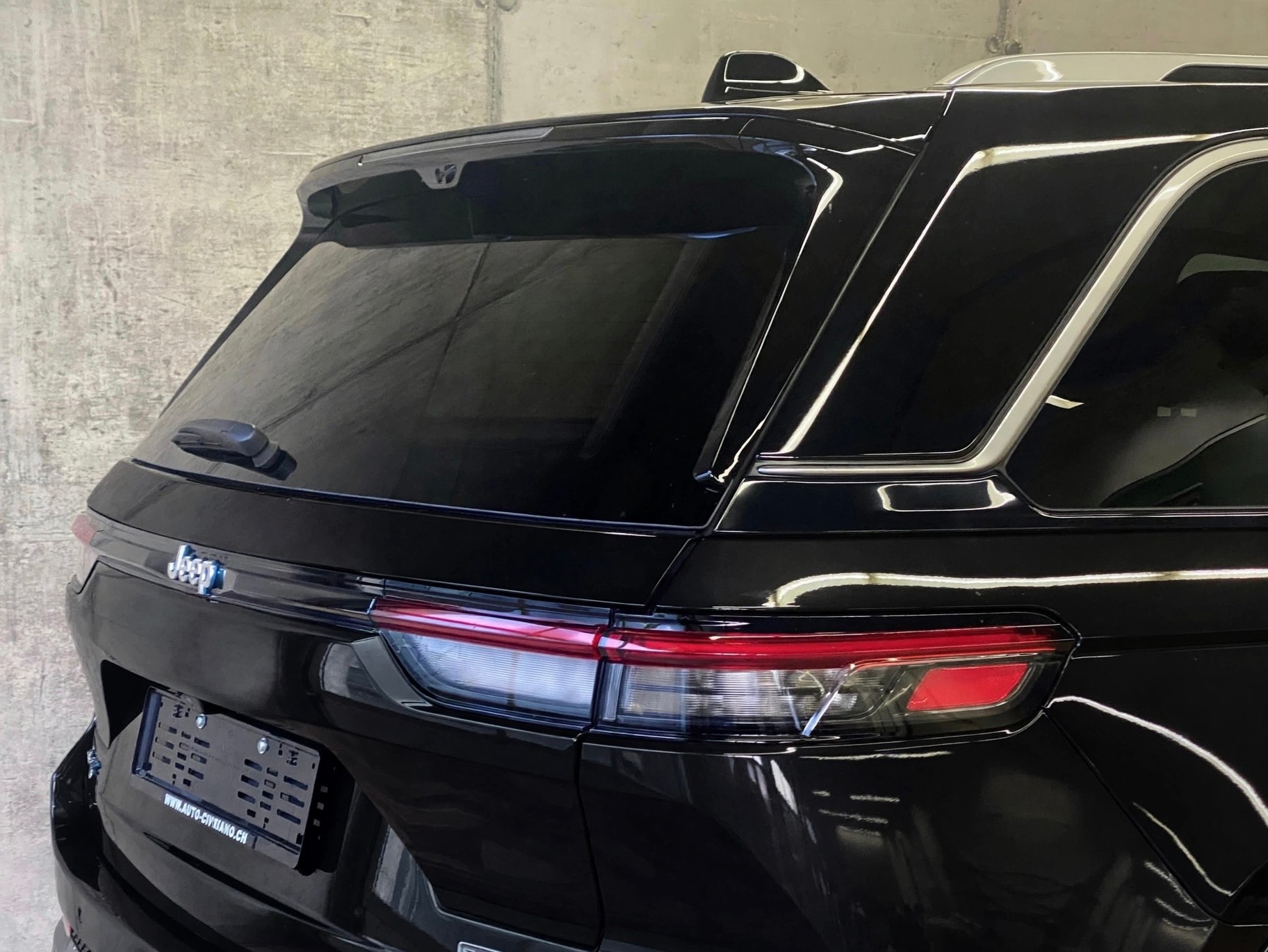JEEP Grand Cherokee 2.0 *Plug-in-Hybrid*Summit*Swiss*Reserve*4xe*-image-29