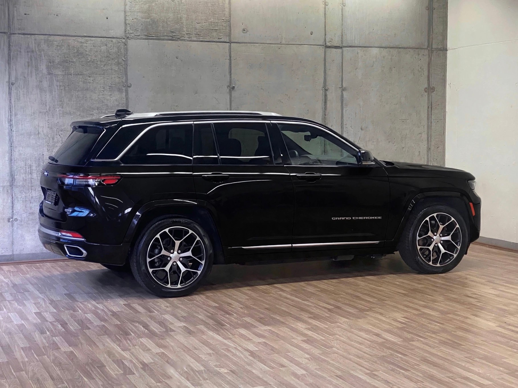 JEEP Grand Cherokee 2.0 *Plug-in-Hybrid*Summit*Swiss*Reserve*4xe*-image-2