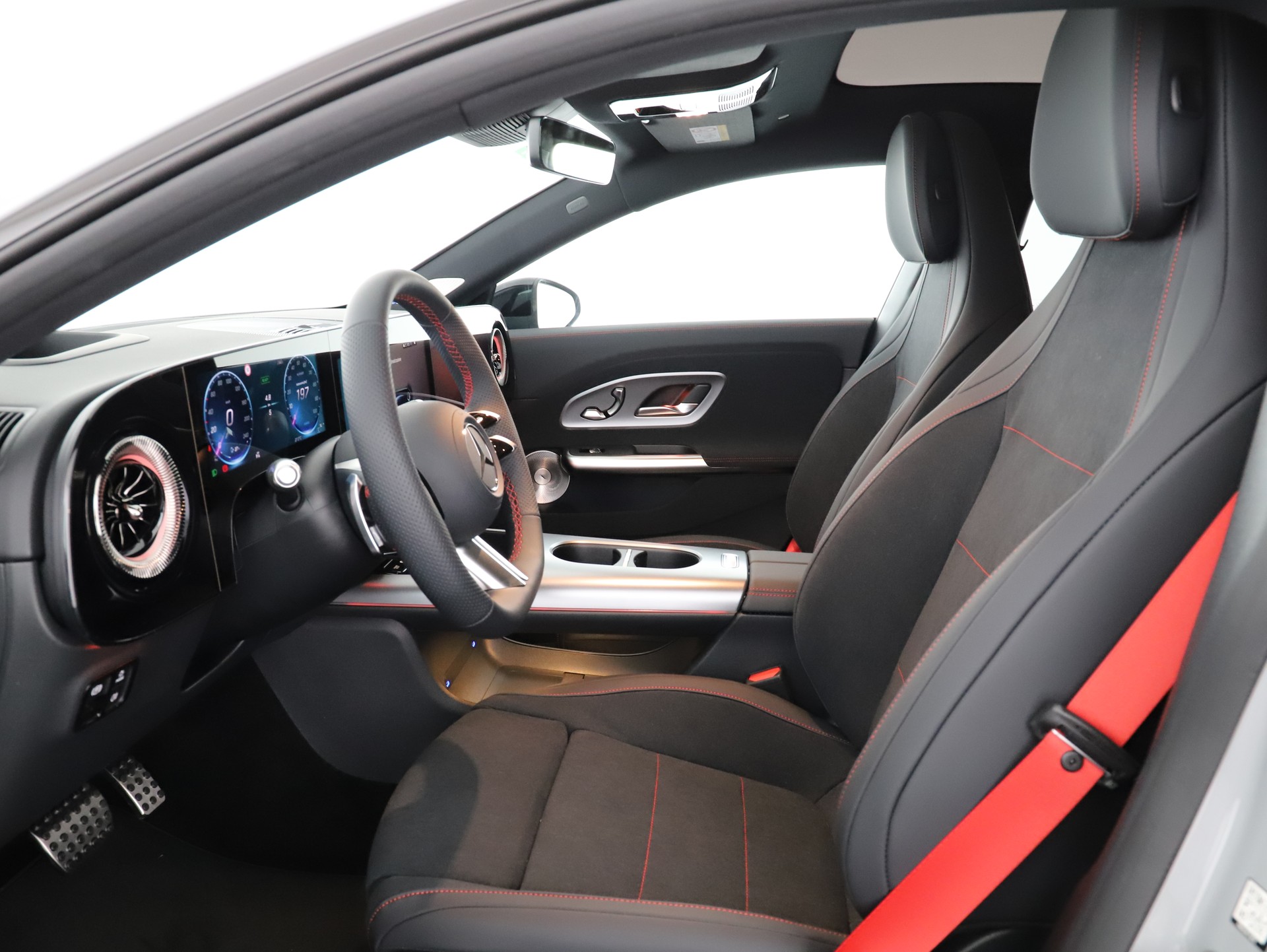 MERCEDES-BENZ CLA 350+ 85 kWh EQ-image-9
