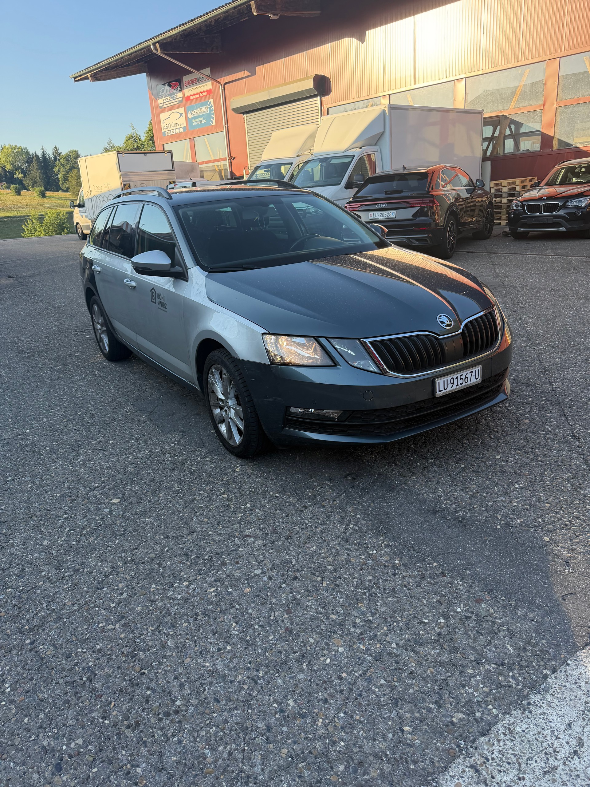 SKODA Octavia Combi 1.4 TSI Value DSG-image-1