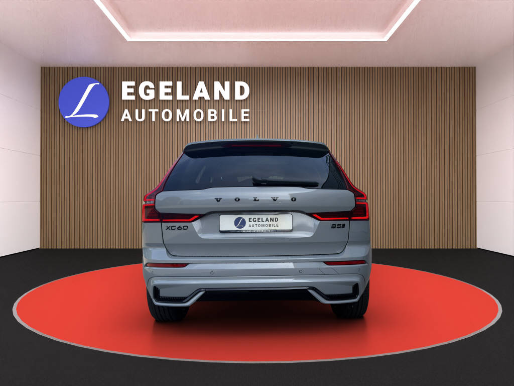 VOLVO XC60 2.0 B5 MH Black Edition Plus AWD-image-5