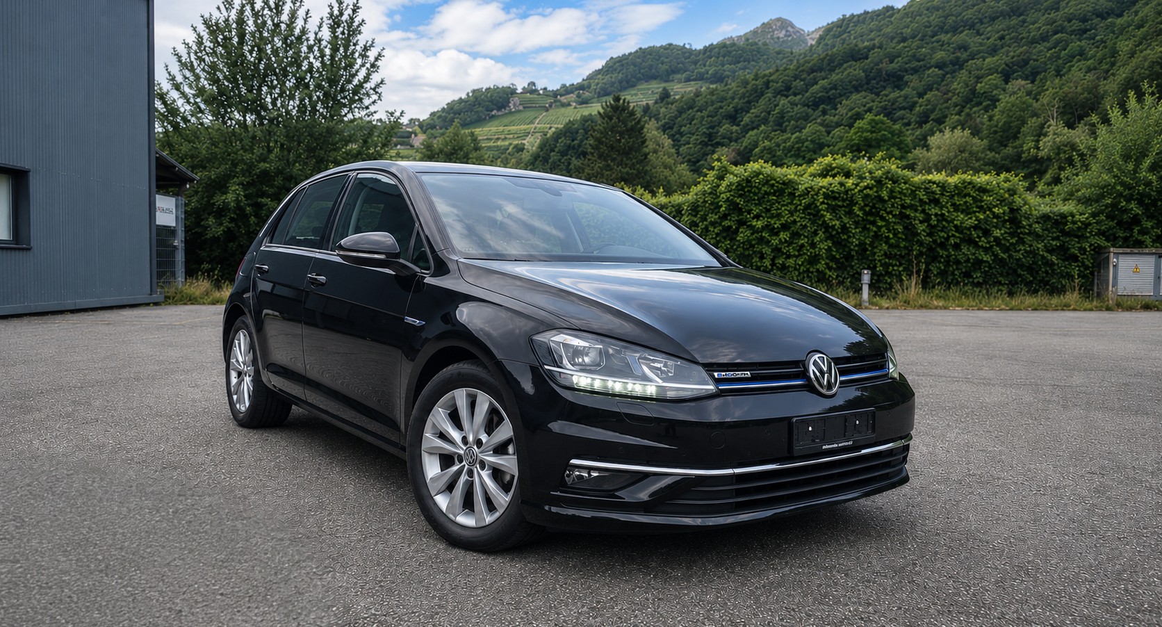 VW Golf 1.5 TSI BlueMotion Comfortline DSG-image-2