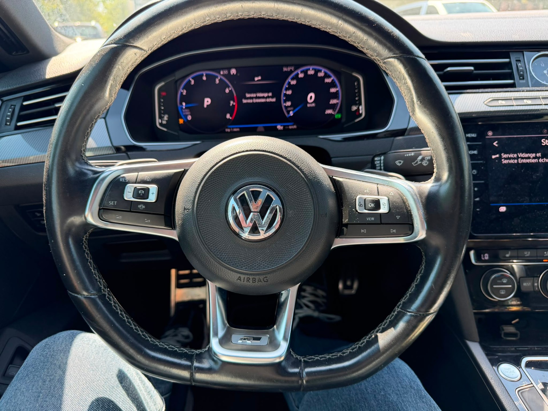 VW Arteon 2.0 TSI R-Line 190PS-image-14
