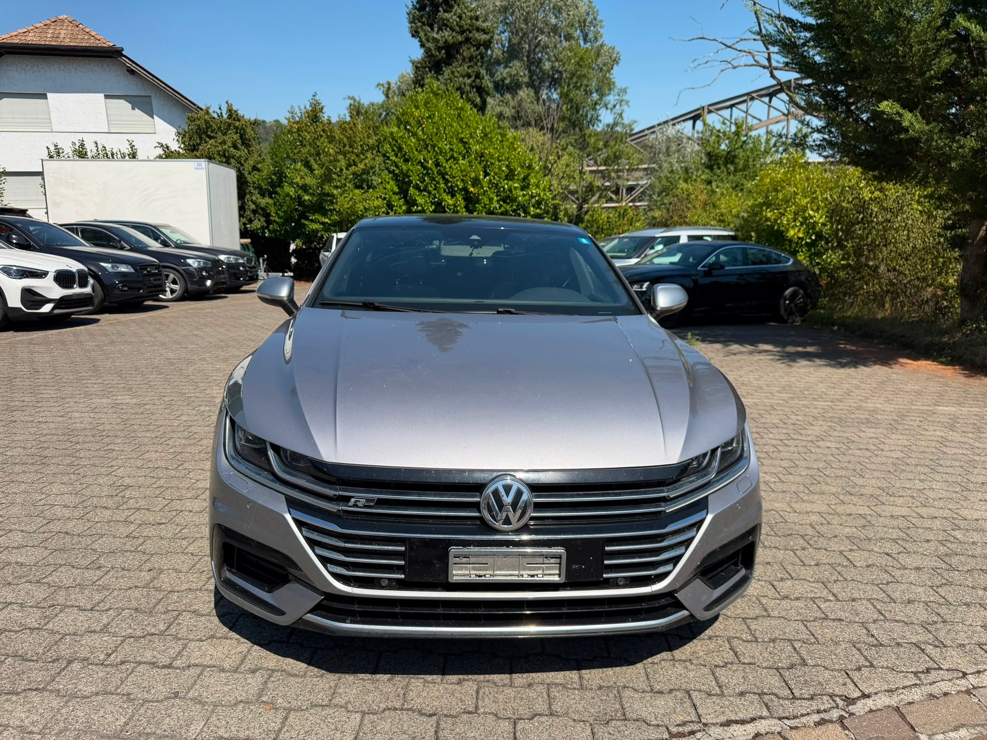 VW Arteon 2.0 TSI R-Line 190PS-image-1