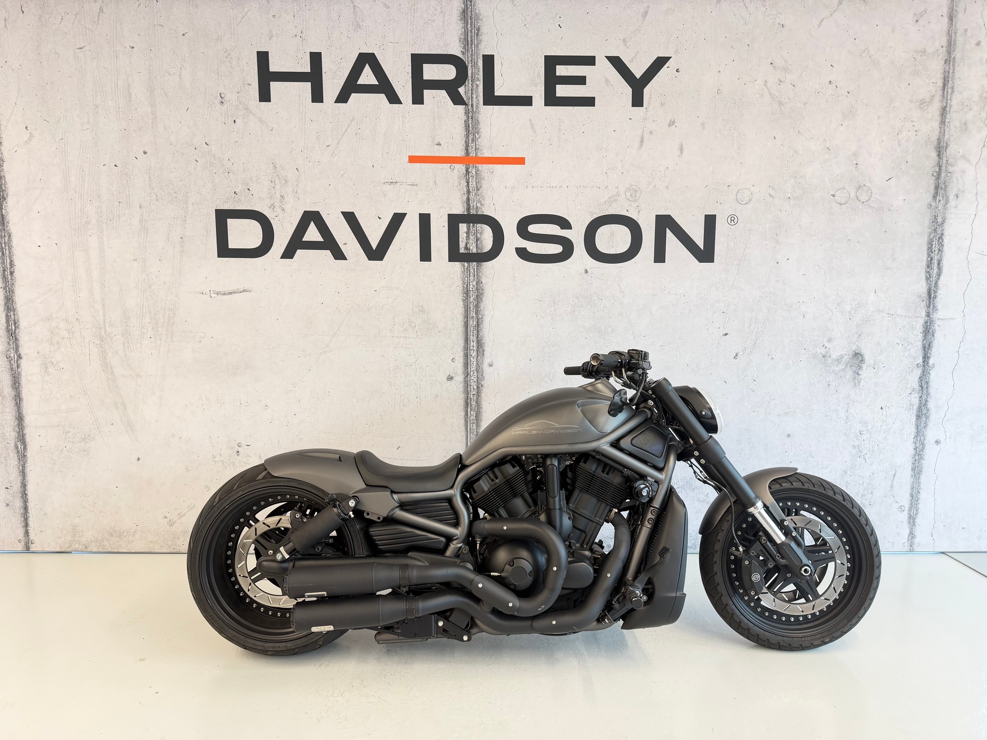 HARLEY-DAVIDSON VRSCDX Night Rod Special ABS