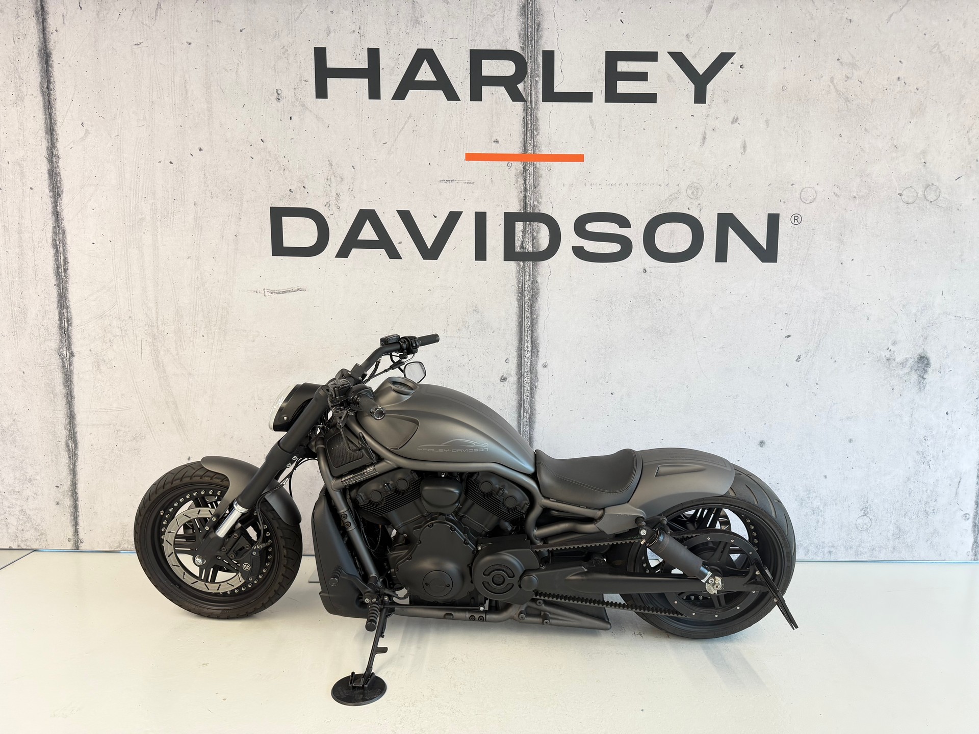 HARLEY-DAVIDSON VRSCDX Night Rod Special ABS-showroom-element-3