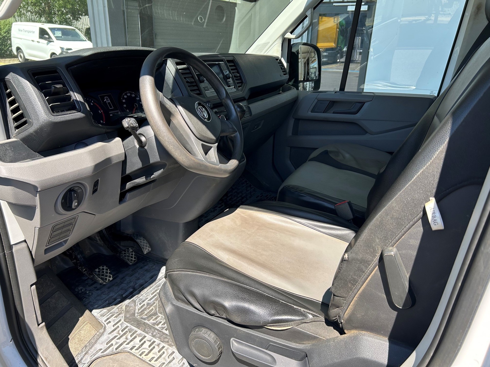 VW Crafter 35 EK 140PS TDI Heckantrieb mit Ladebrücke-image-4
