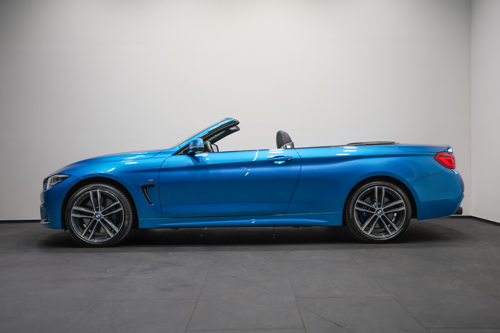 BMW 440i Cabriolet xDrive M Sport Power & Sound Edition Steptronic *CH-Fahrzeug*aus 1.Hand*-image-6
