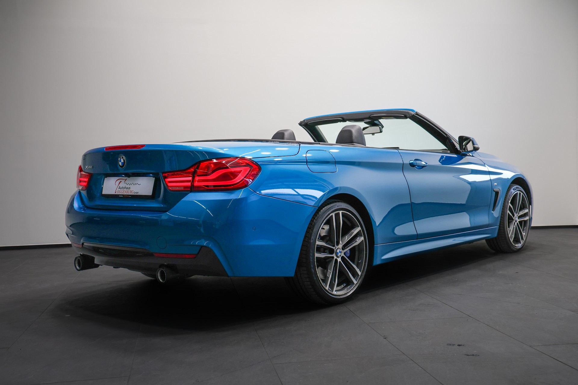 BMW 440i Cabriolet xDrive M Sport Power & Sound Edition Steptronic *CH-Fahrzeug*aus 1.Hand*-image-9