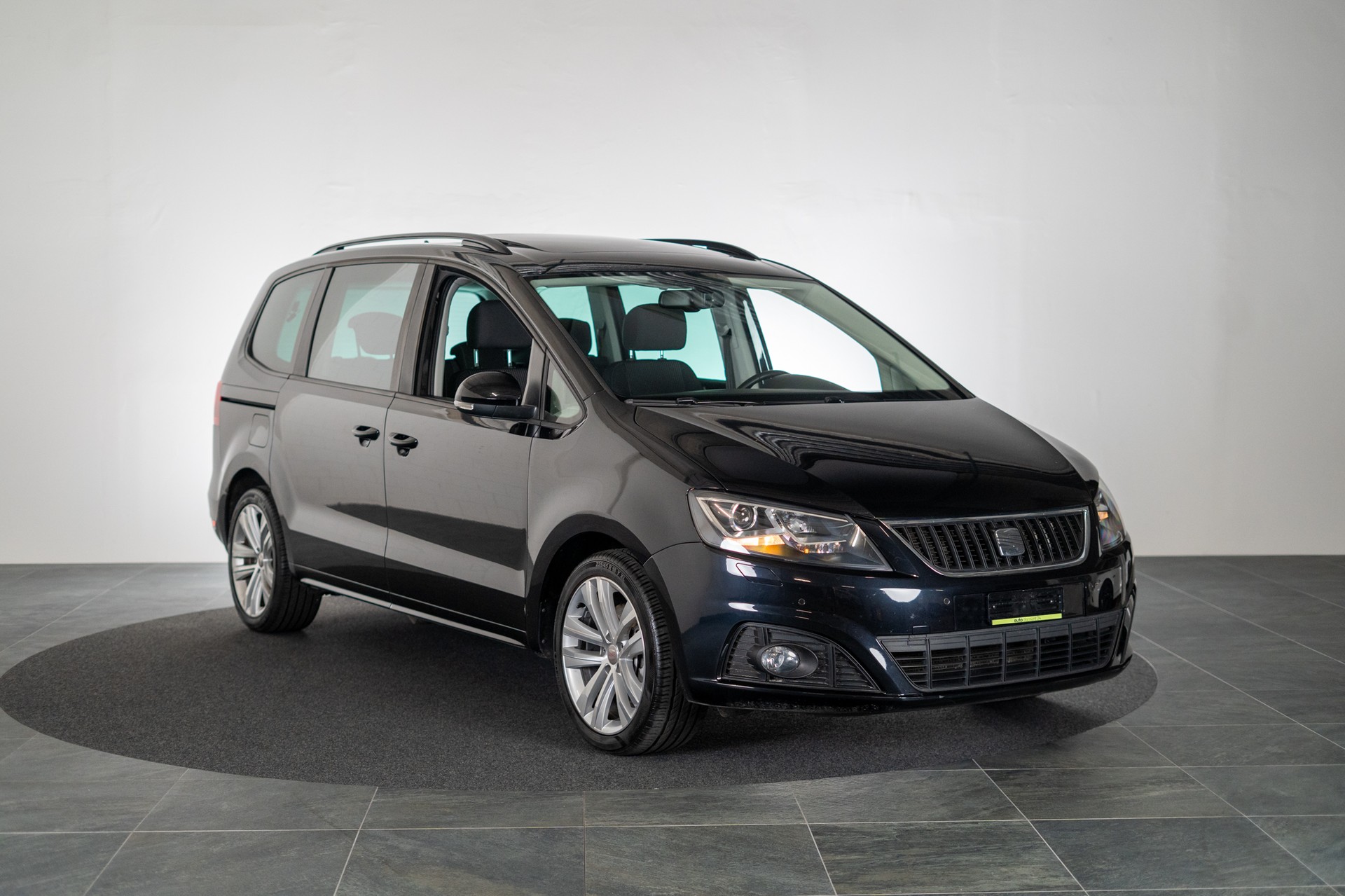 SEAT Alhambra 2.0 TDI 177 Sty. DSG / 7Plätzer Panorama / Rückfahrkamera /-image-2