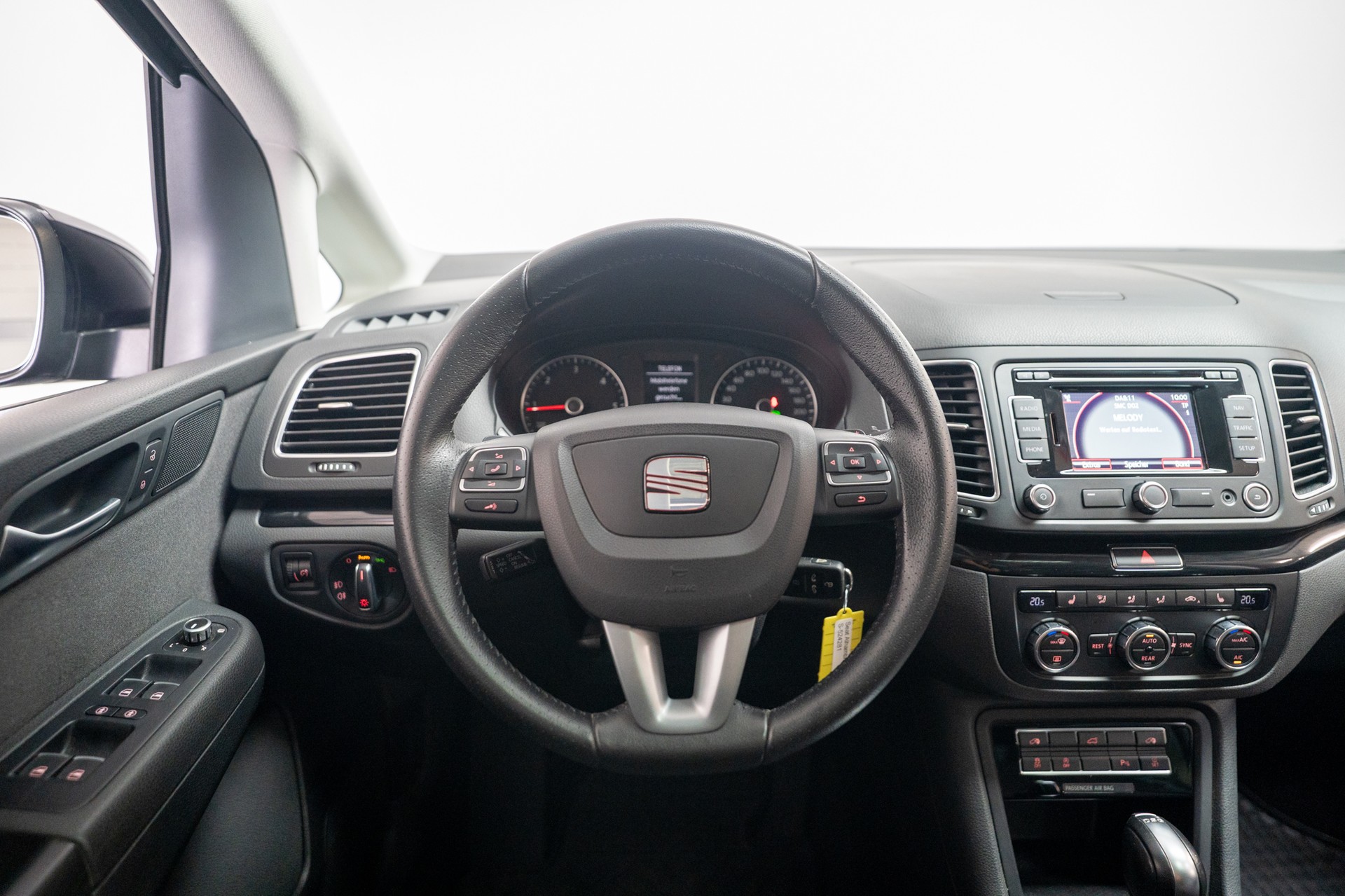 SEAT Alhambra 2.0 TDI 177 Sty. DSG / 7Plätzer Panorama / Rückfahrkamera /-image-20