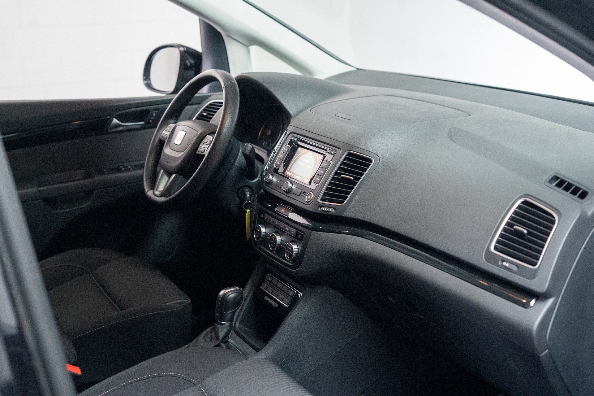 SEAT Alhambra 2.0 TDI 177 Sty. DSG / 7Plätzer Panorama / Rückfahrkamera /-image-18