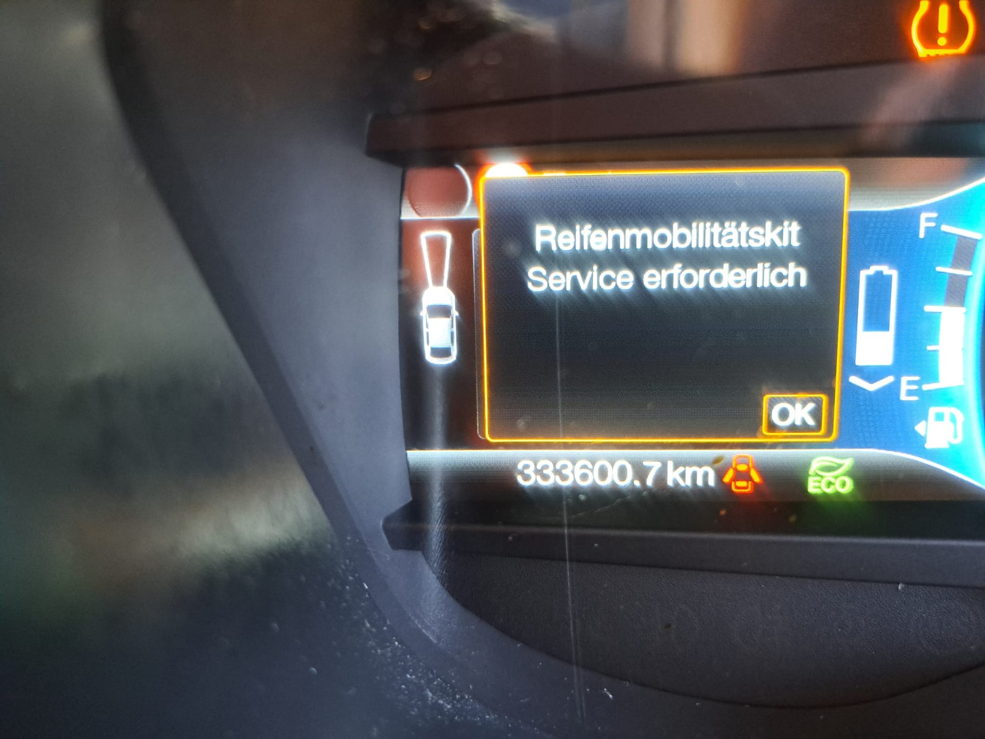 FORD Mondeo 2.0 HEV Titanium eCVT-image-9