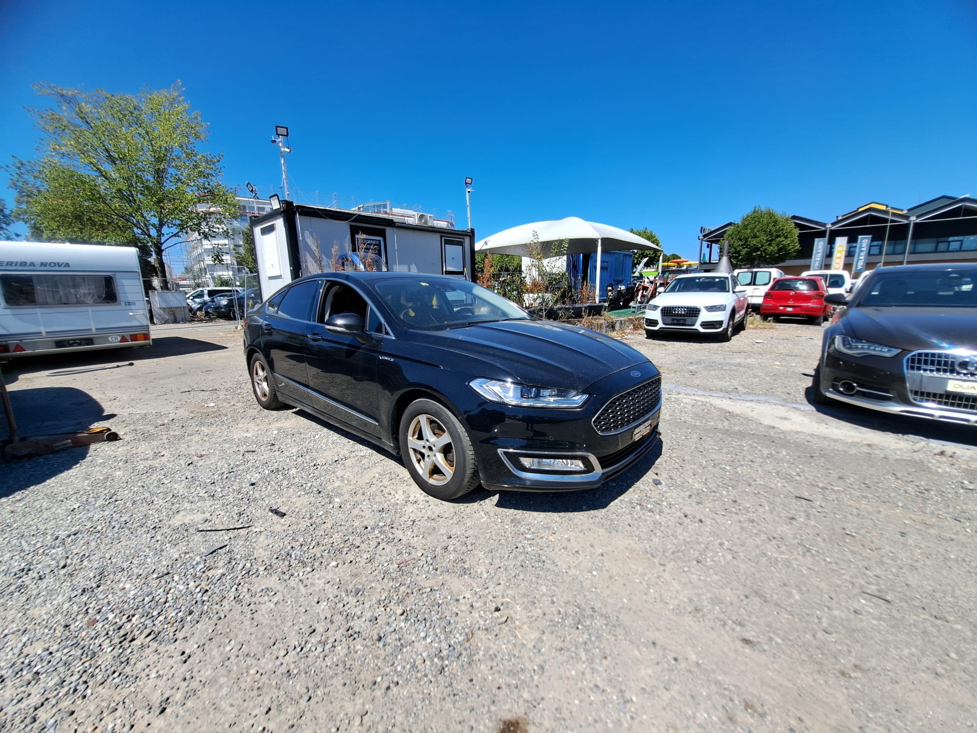 FORD Mondeo 2.0 HEV Titanium eCVT-image-14