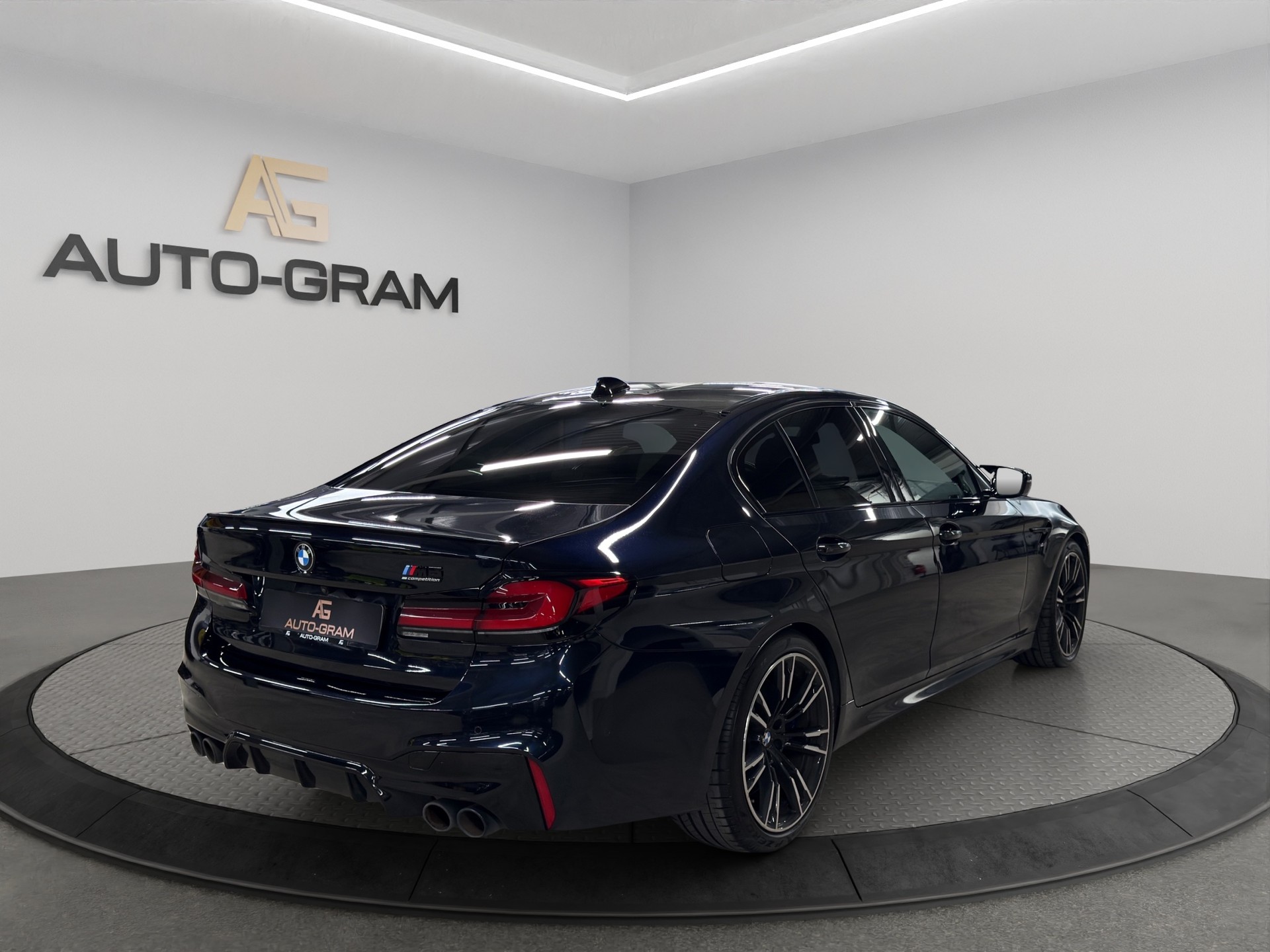 BMW M5 xDrive Competition Drivelogic-image-4