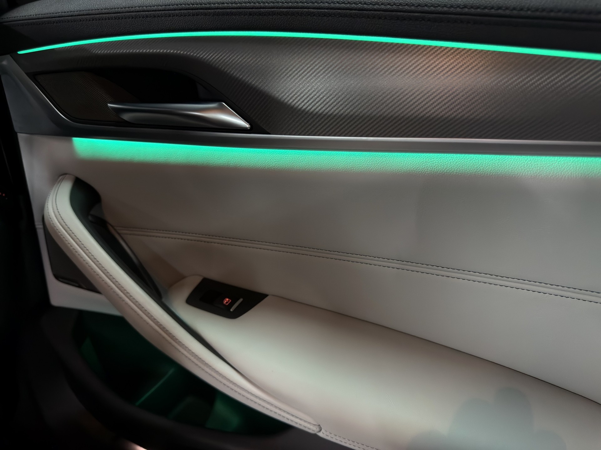 BMW M5 xDrive Competition Drivelogic-image-26