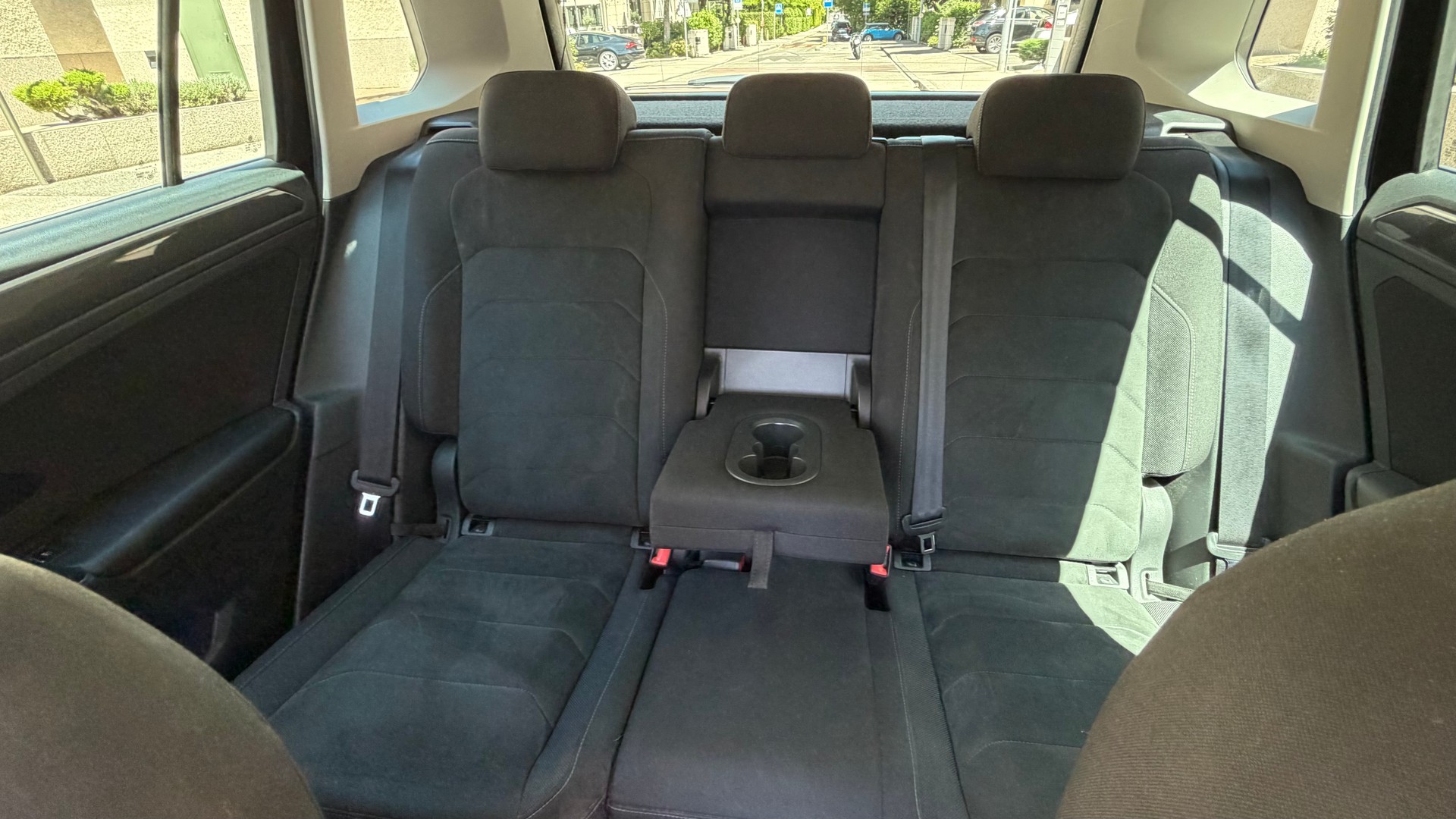 VW 4 Motion R-Line-image-2