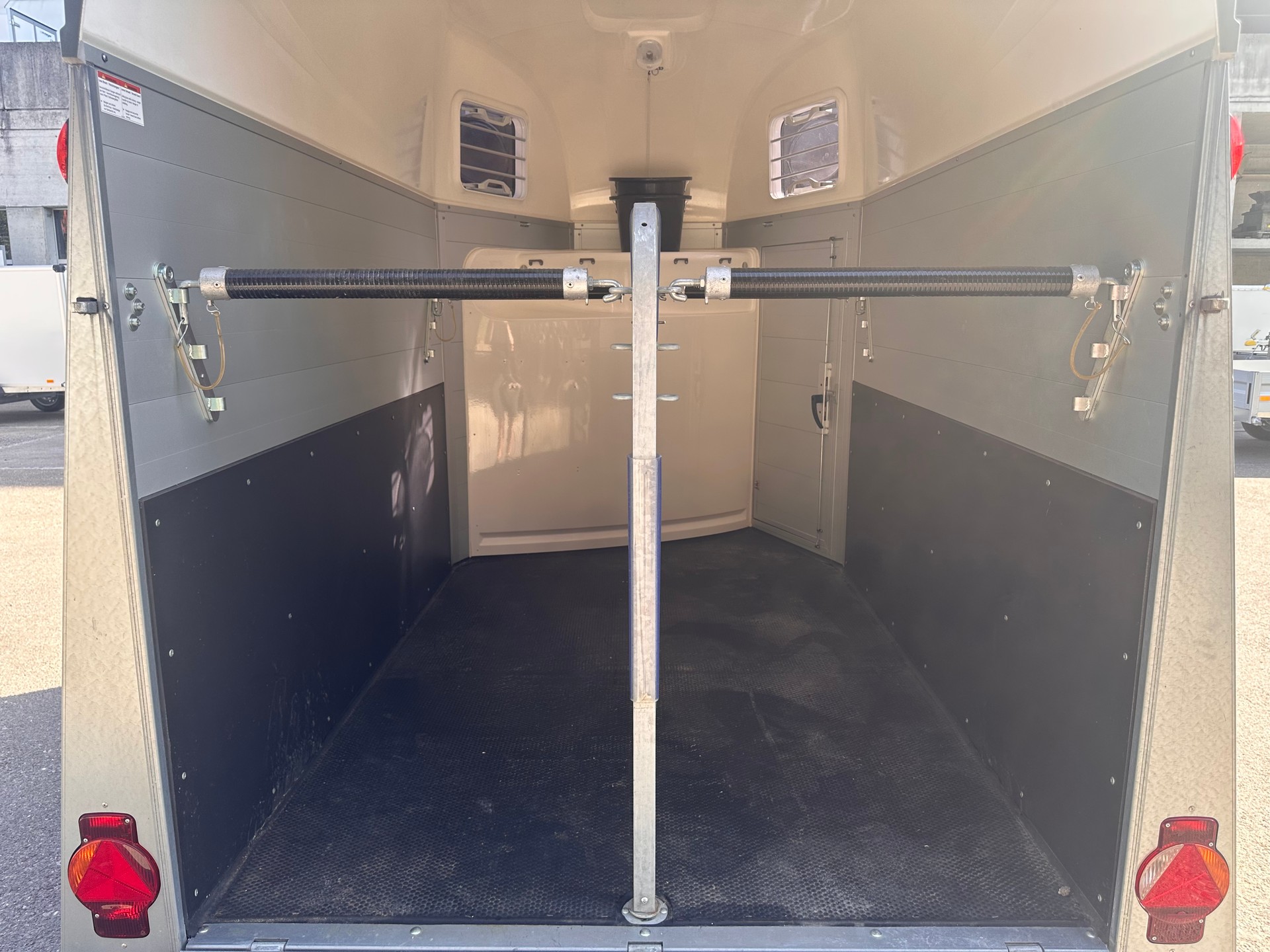 HUMBAUR Equitos Alu Plus 2000-image-15