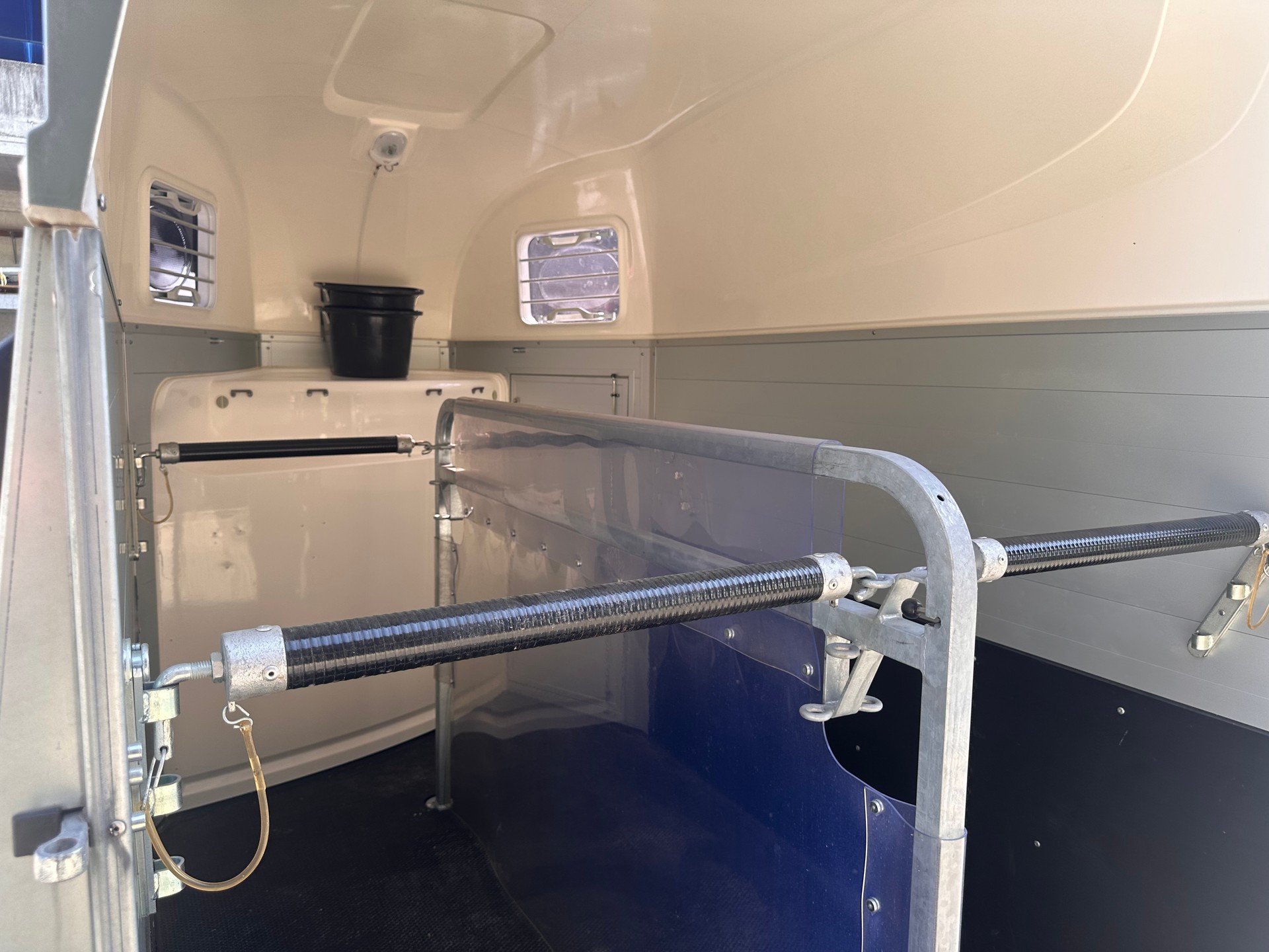 HUMBAUR Equitos Alu Plus 2000-image-19