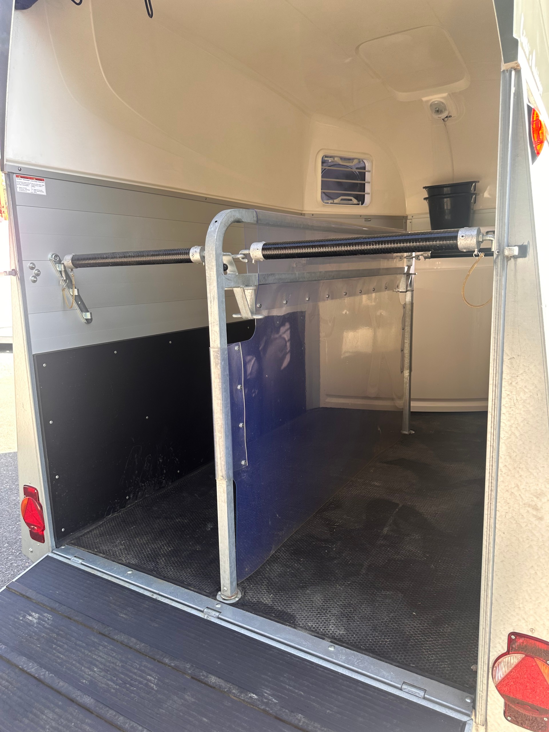 HUMBAUR Equitos Alu Plus 2000-image-16