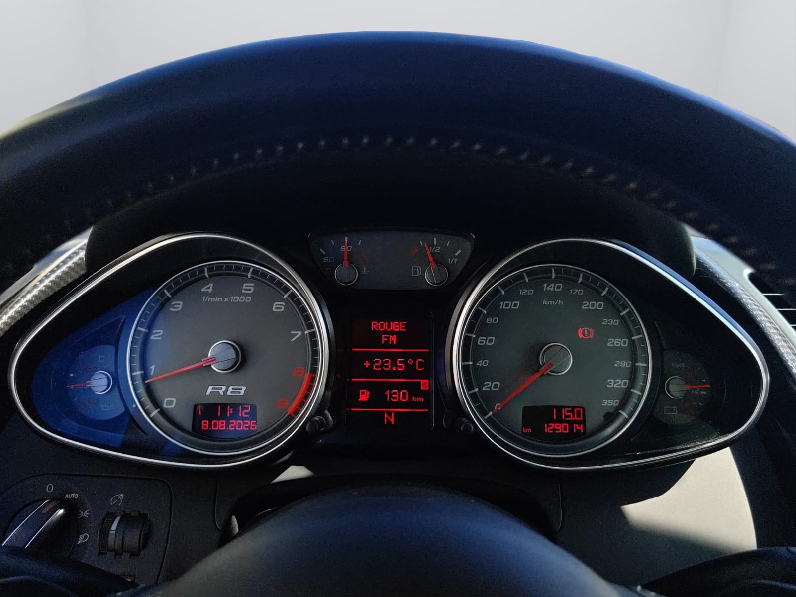 AUDI R8 Coupé 4.2-image-17