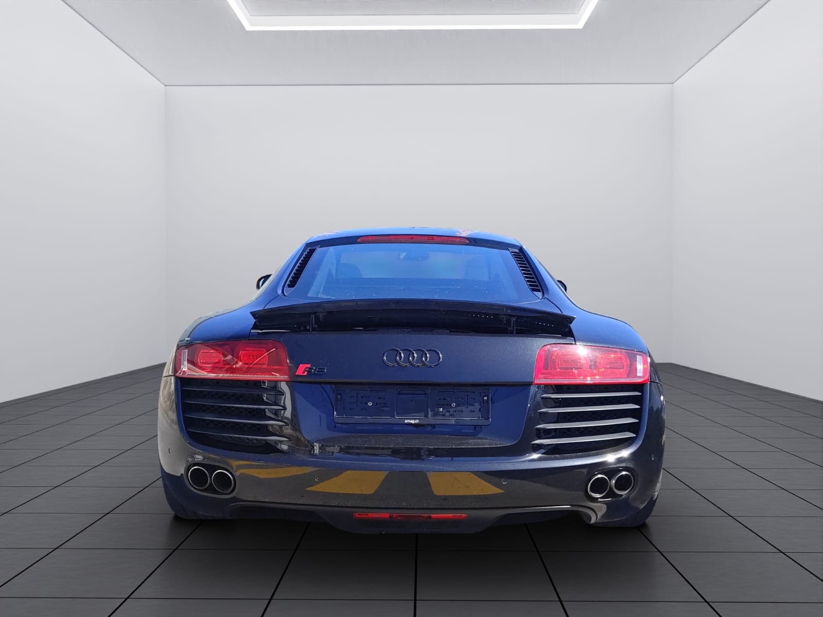 AUDI R8 Coupé 4.2-image-6