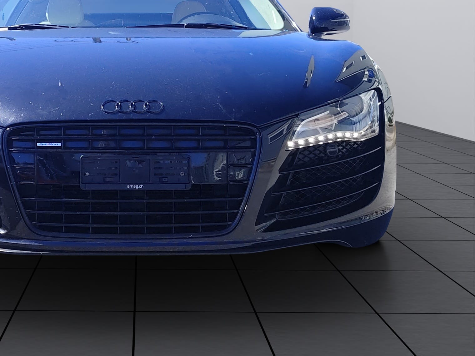 AUDI R8 Coupé 4.2-image-3