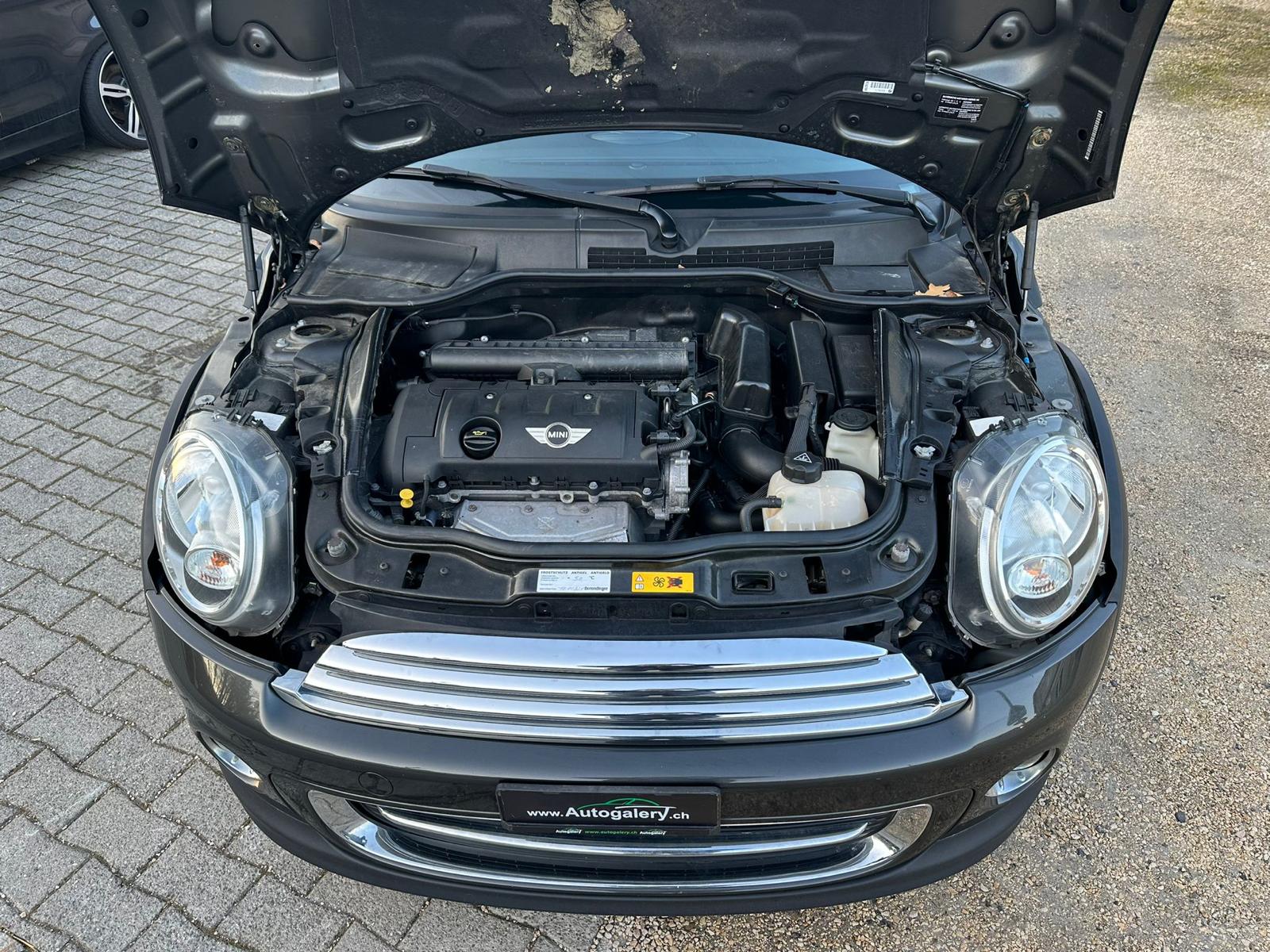 MINI Cooper Roadster-image-1