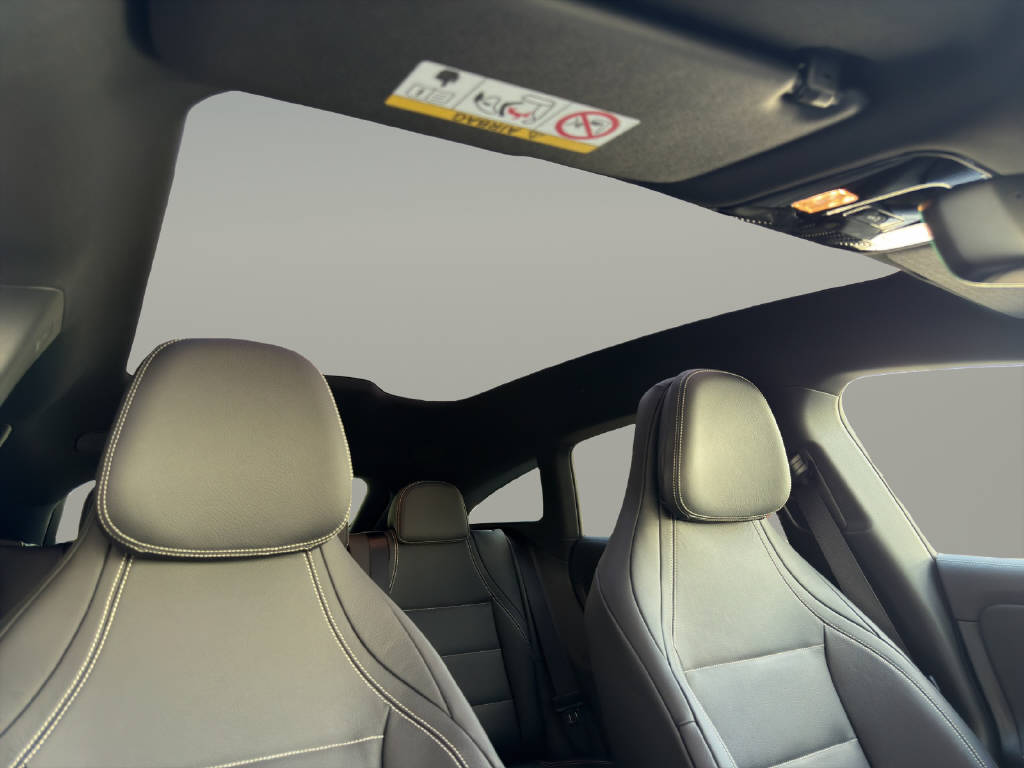 MERCEDES-BENZ CLA 220 4-Matic Shooting Brake-image-15