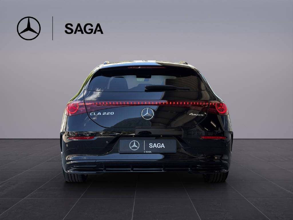 MERCEDES-BENZ CLA 220 4-Matic Shooting Brake-image-4