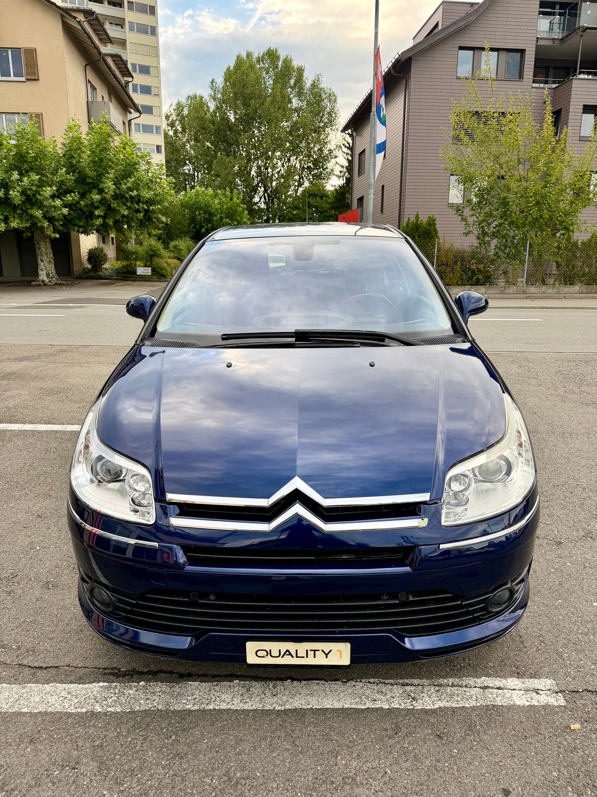 CITROEN C4 Berline 2.0i 16V VTR Automatic-image-4