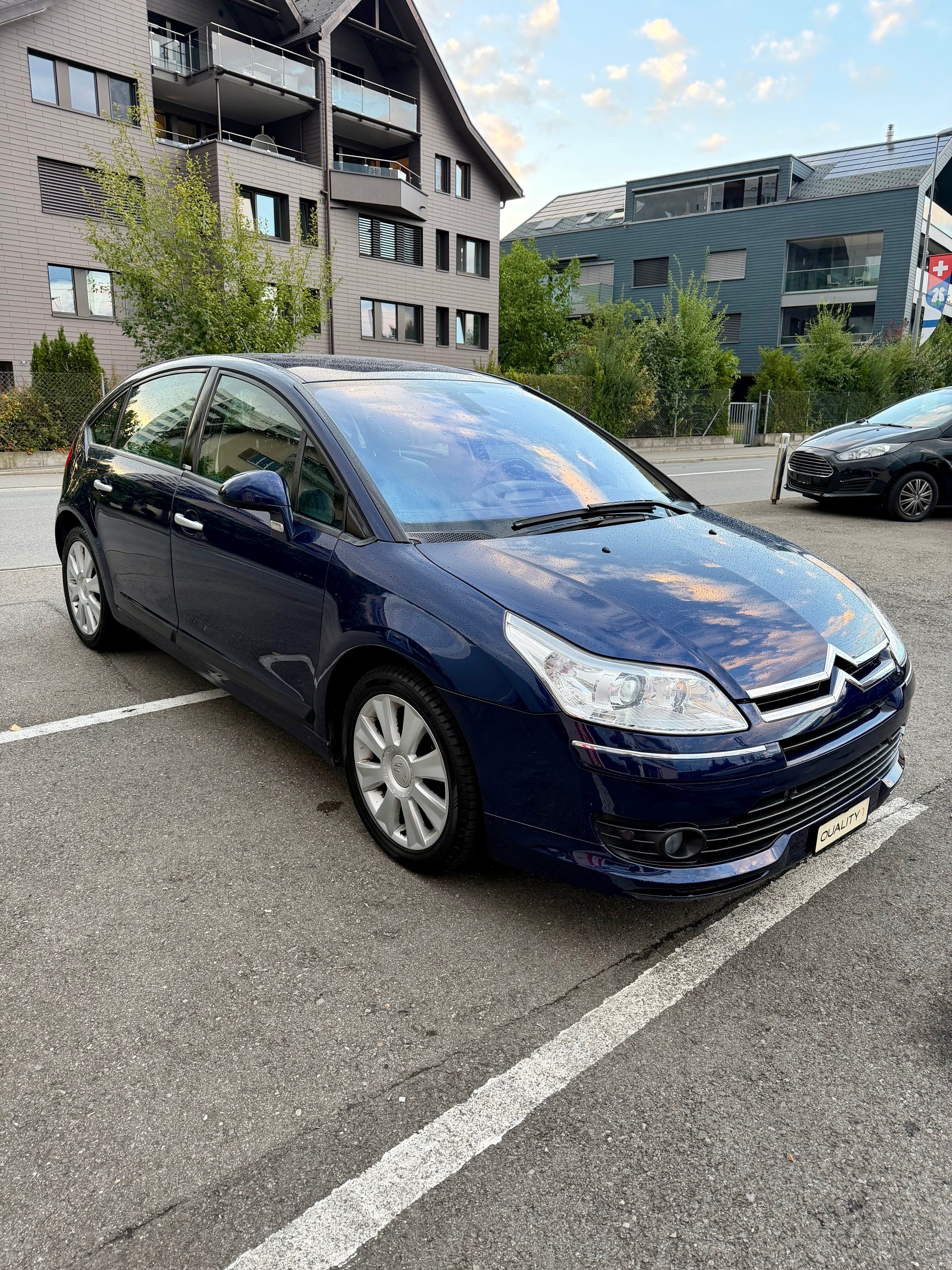CITROEN C4 Berline 2.0i 16V VTR Automatic-image-0