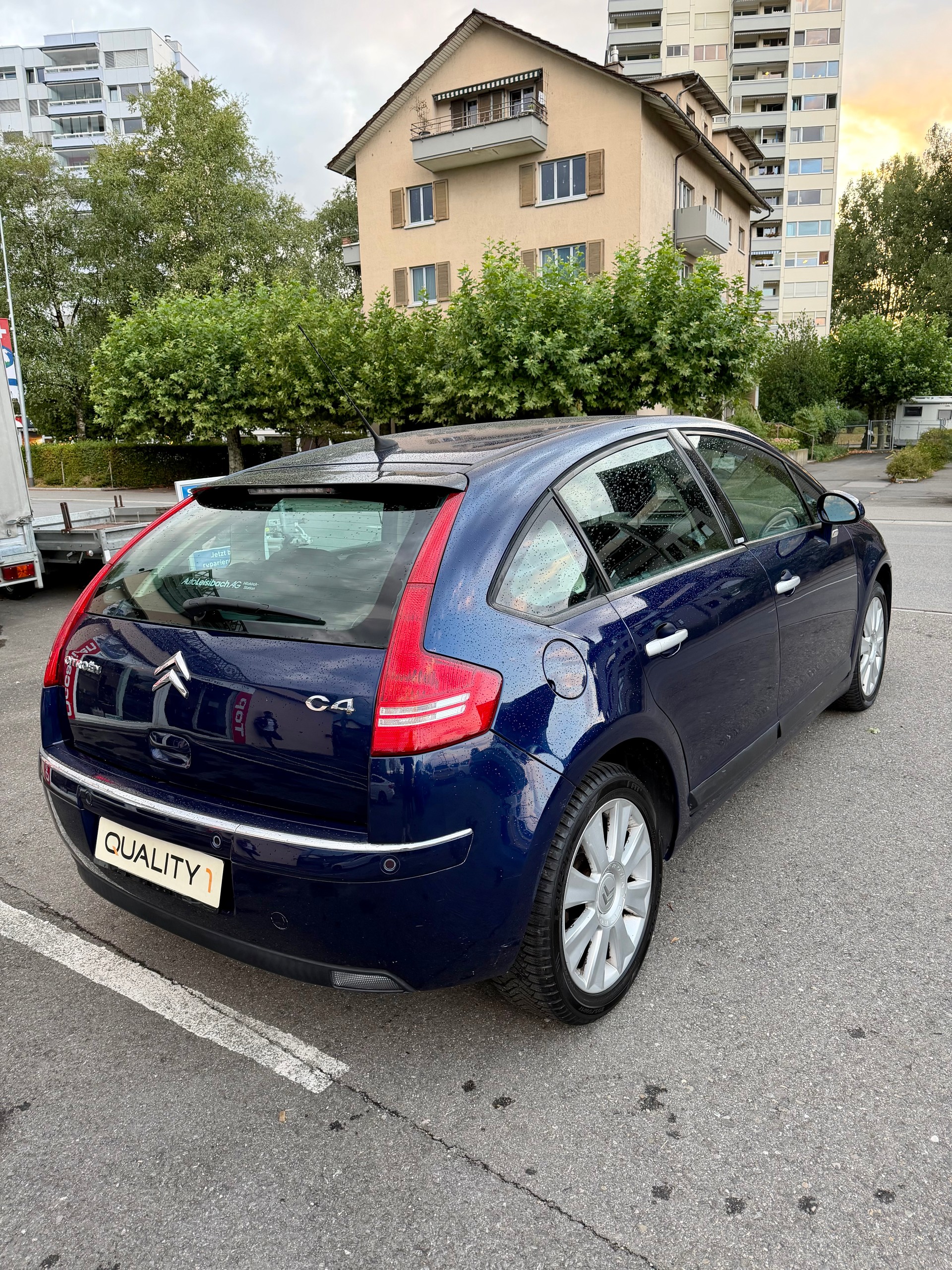 CITROEN C4 Berline 2.0i 16V VTR Automatic-image-3