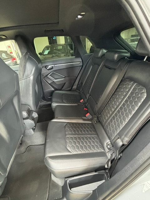 AUDI RS Q3 2.5 TFSI quattro S tronic-image-10