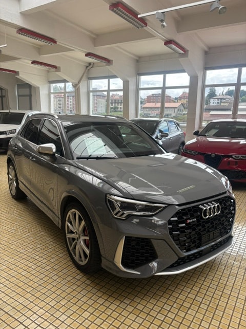 AUDI RS Q3 2.5 TFSI quattro S tronic-image-0