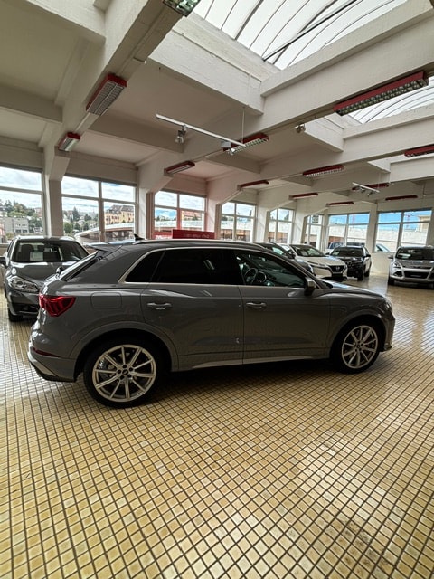 AUDI RS Q3 2.5 TFSI quattro S tronic-image-2