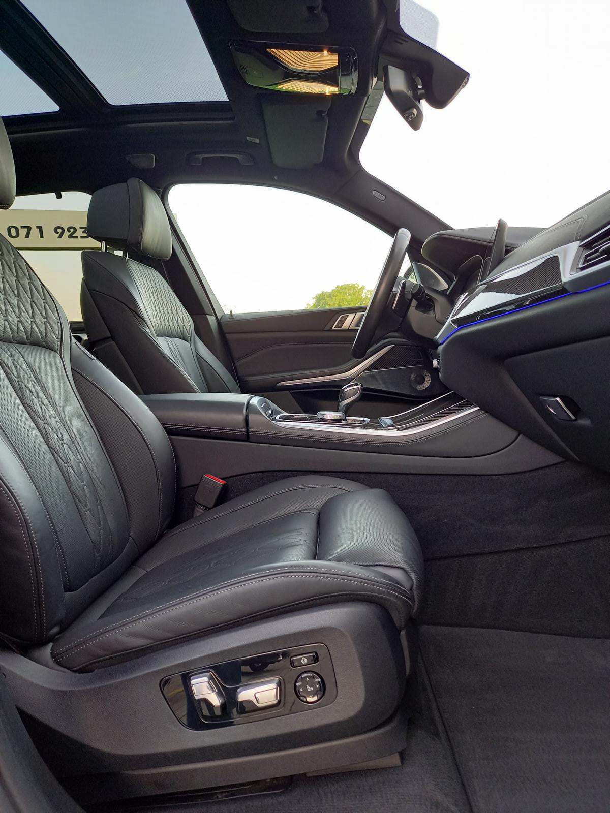 BMW X5 xDrive 48V 40i M Sport Steptronic-image-9
