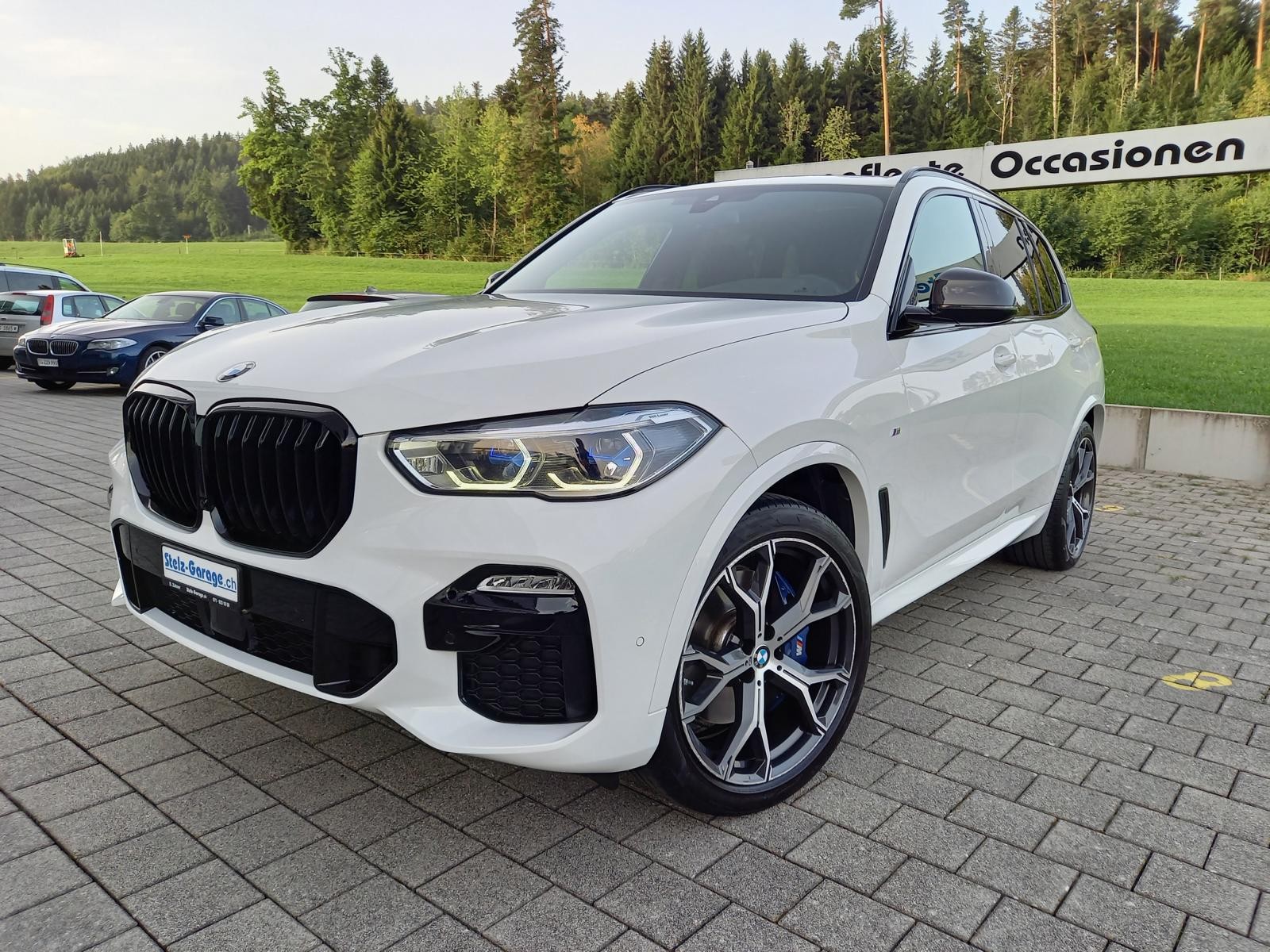 BMW X5 xDrive 48V 40i M Sport Steptronic-image-0