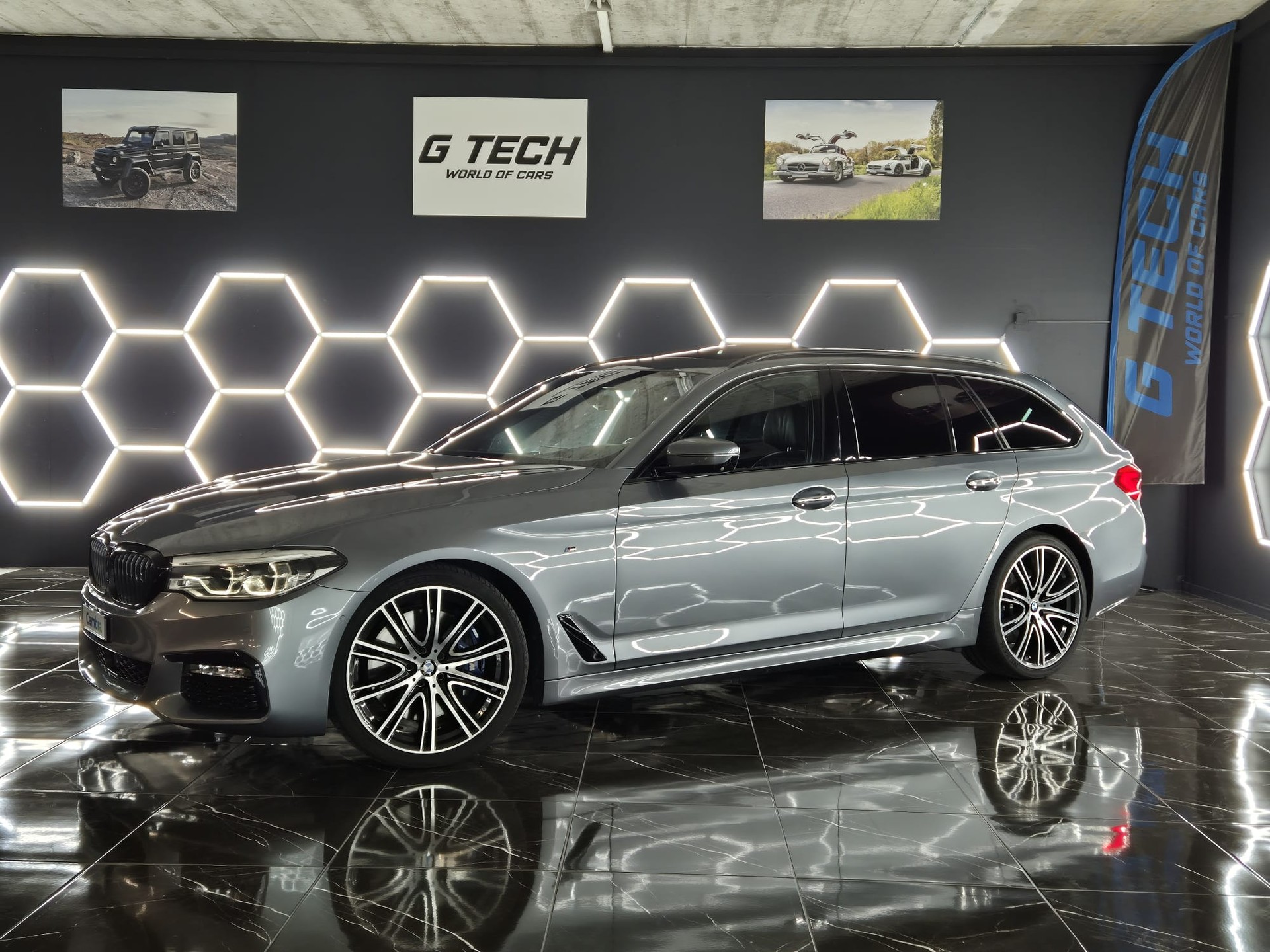 BMW 540i xDrive Touring Steptronic-image-1