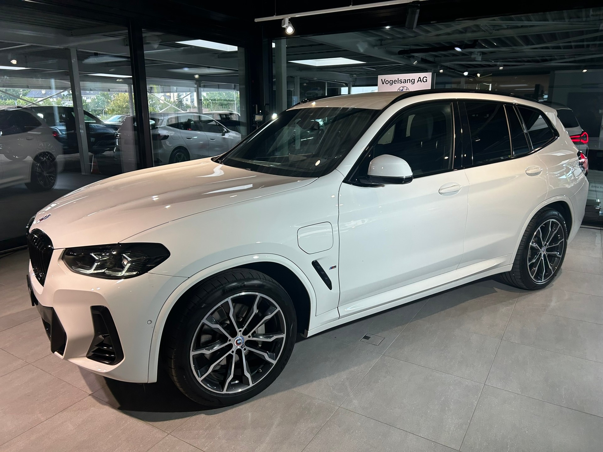 BMW X3 xDrive 30e M Sport-image-0