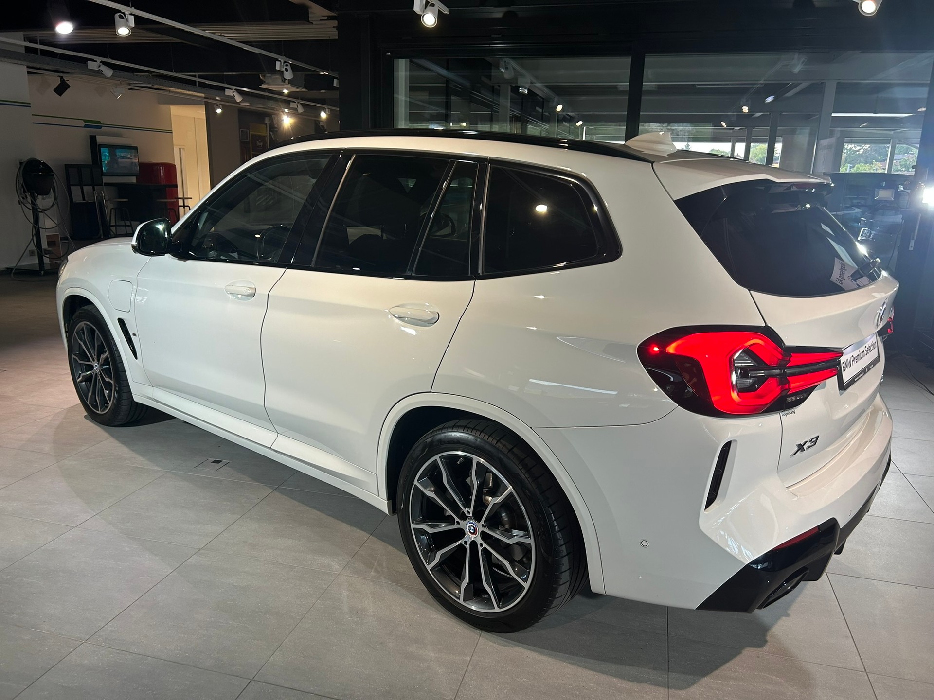 BMW X3 xDrive 30e M Sport-image-5