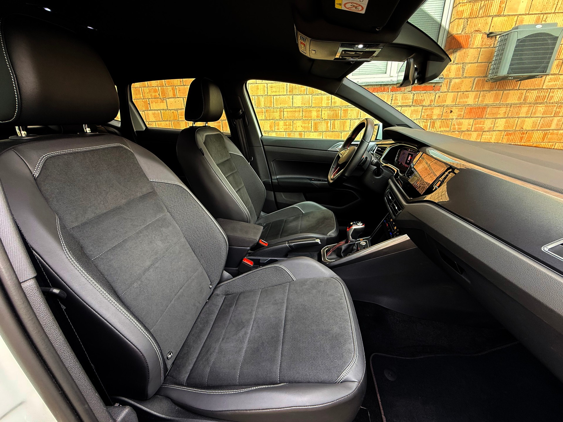 VW Polo 2.0 TSI GTI DSG Leder-/Alcantara-image-7
