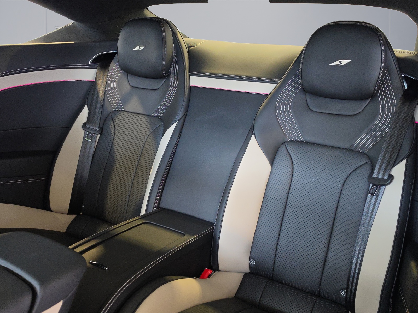 BENTLEY GT S V8 PHEV 680 CHV-image-11