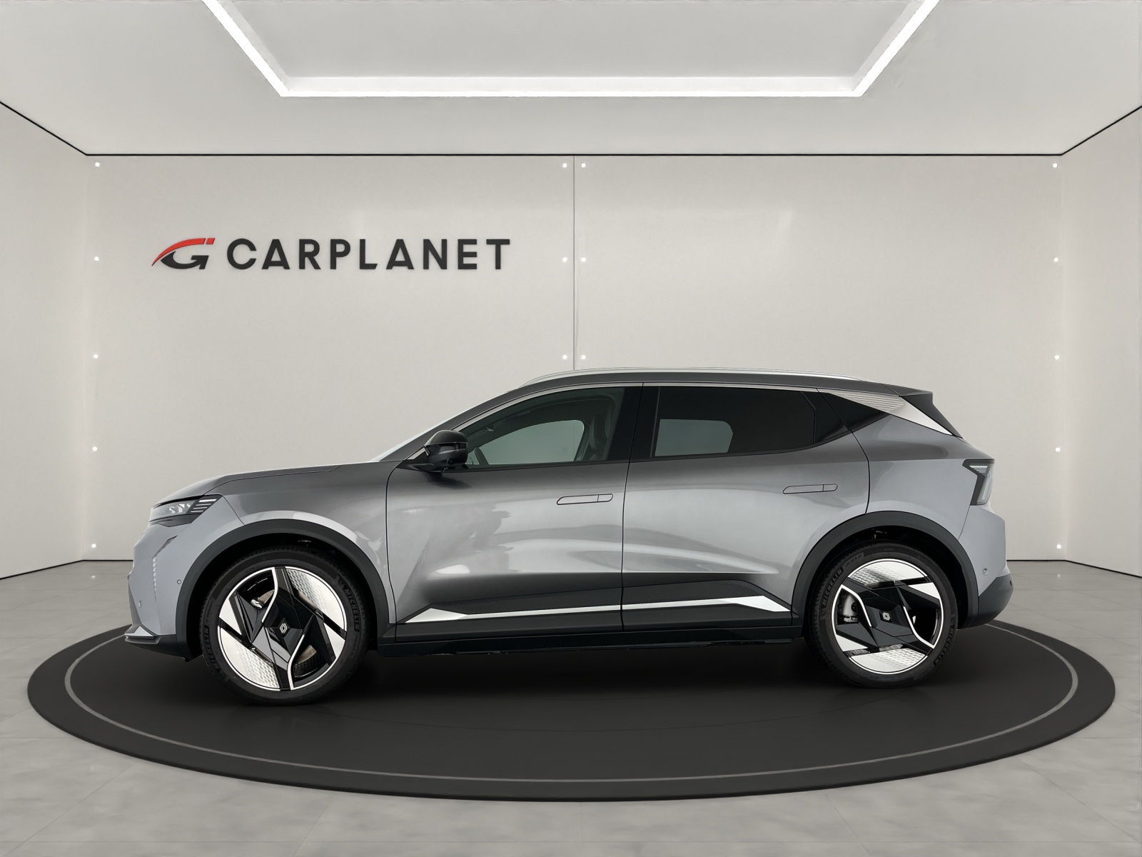 RENAULT Scénic E-Tech iconic-image-1